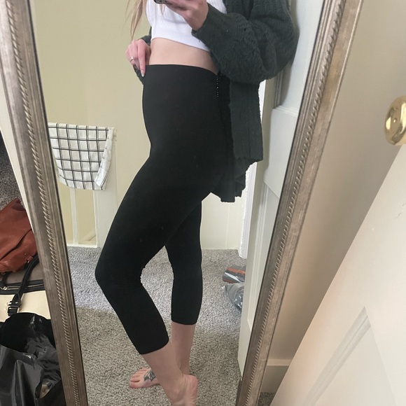 Bundle 3/$15 - Forever 21 Capri Leggings - Picture 2 of 5